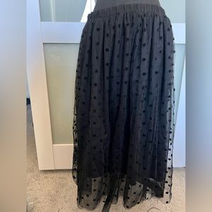 NWT Banana Republic Polkadot Tulle Black Long Skirt Medium